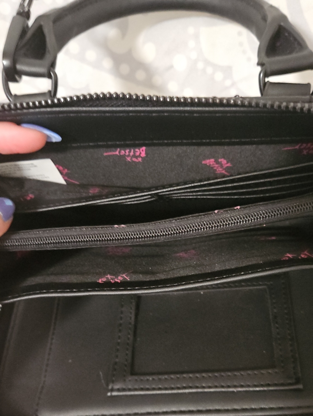 NWOT Betsey Johnson Purse - Picture 6 of 6